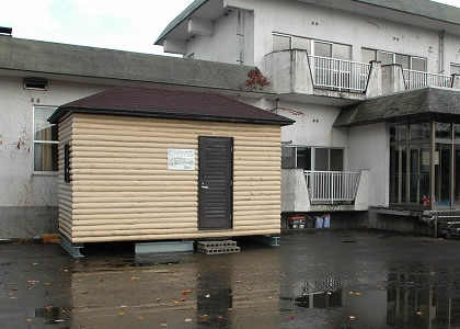 小千谷市の公民館に設置したコインシャワー棟