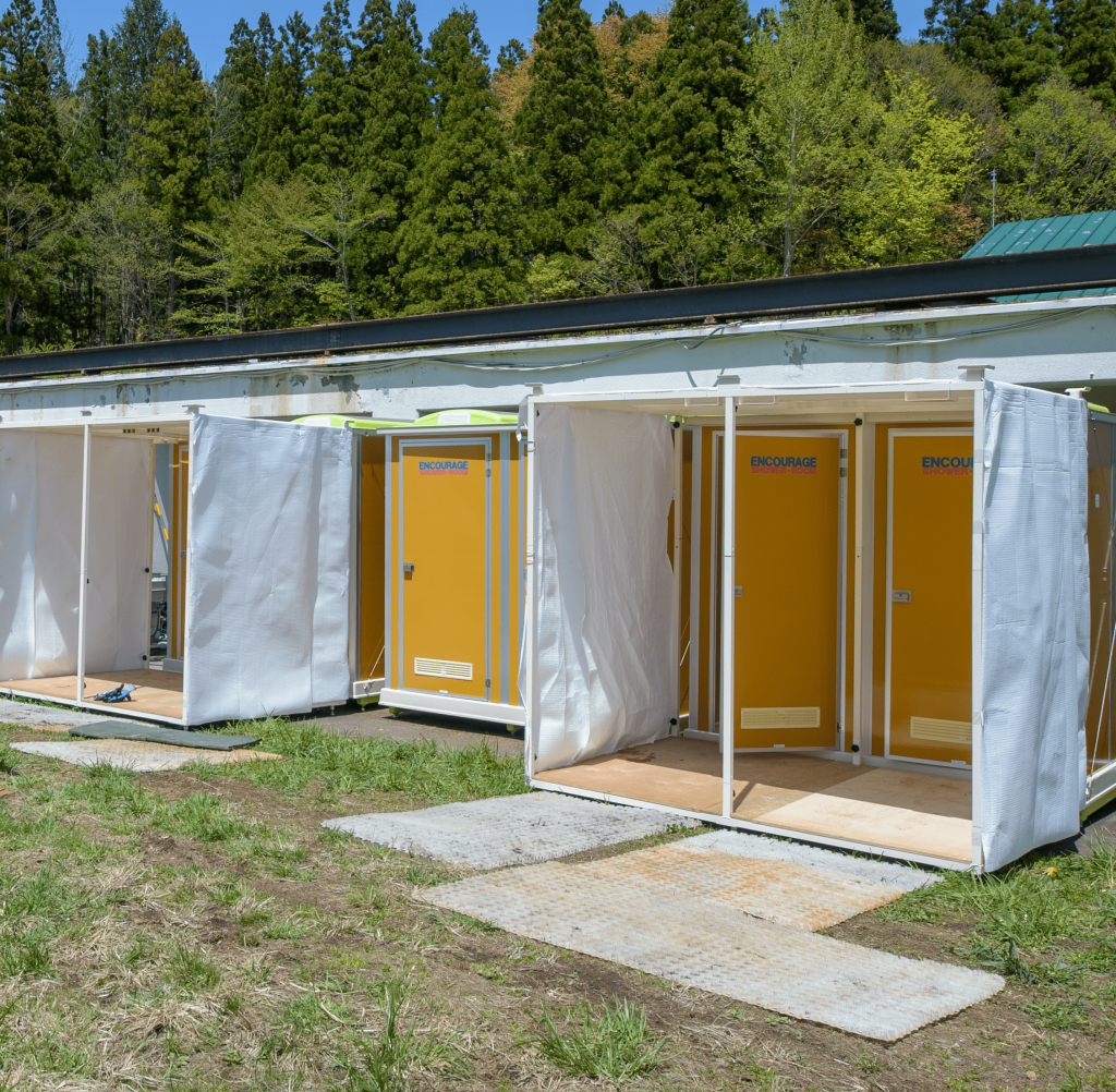 野外音楽イベントでコインシャワーをご利用頂きました。 - 災害用組立式シャワー | エンカレッジ